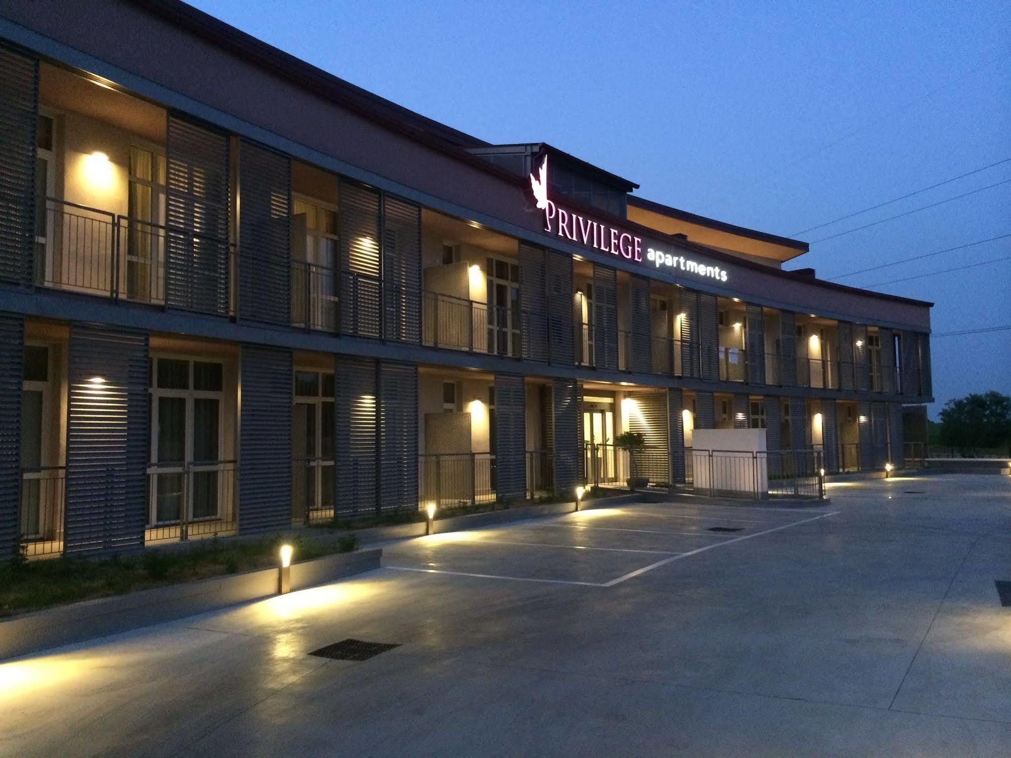 Privilege Apartments Vimercate Eksteriør bilde