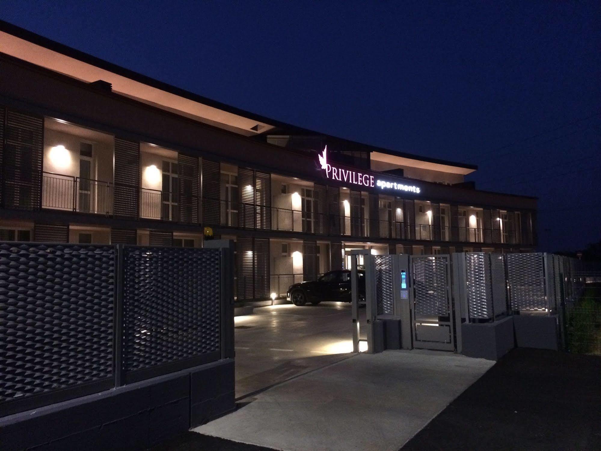 Privilege Apartments Vimercate Eksteriør bilde