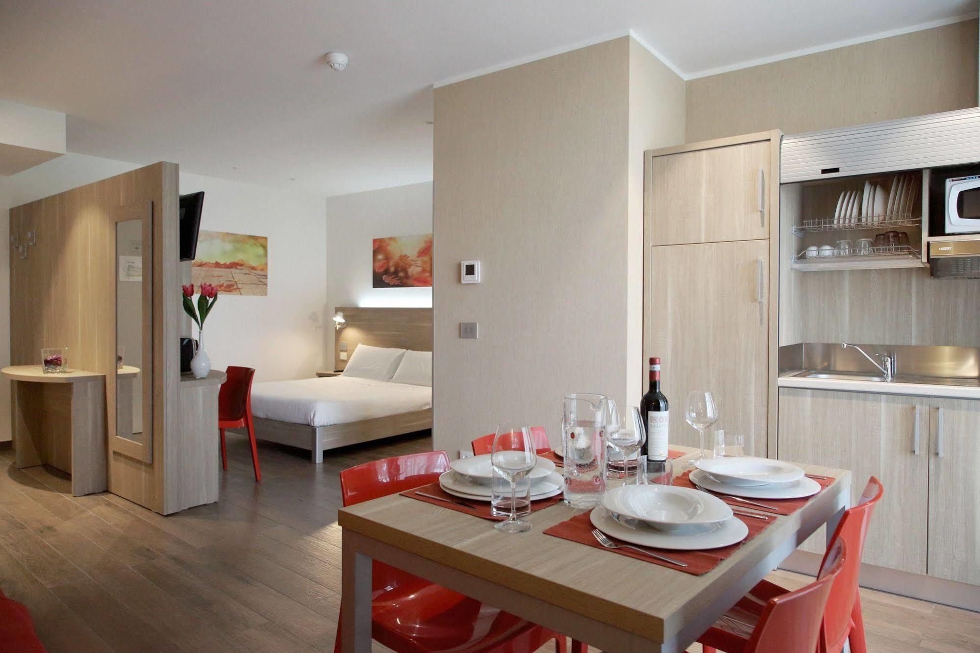 Privilege Apartments Vimercate Eksteriør bilde